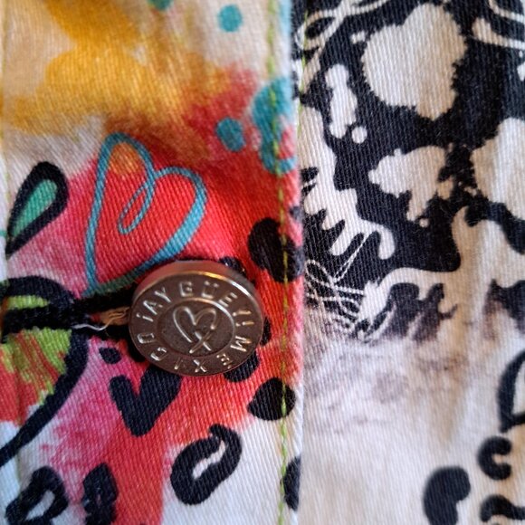 Ay Güey! Mexico women's denim jacket with a bright leopard, skulls, and hearts - Picture 3 of 9